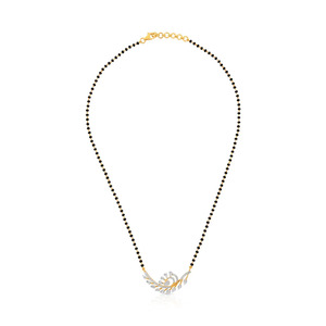 Collar Mangalsutra con diseño floral asimétrico y racimo de hojas con diamantes - Product Image 2