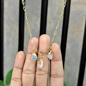 Collar de moda con tres gemas en bruto, cadena de clip chapada en oro de 18k, cuarzo natural en bruto, colgante electrochapado para joyería femenina - Product Image 4
