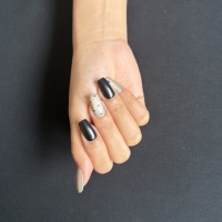 Faux ongles à presser en forme de étoile noire et blanche avec strass, ongles en gel 3D à coller, réutilisables, ajustement personnalisé