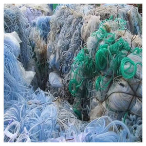 Déchets de tubes médicaux en PVC en vrac pour l'industrie du recyclage et de la reprise de plastiques à l'échelle mondiale - Product Image 1