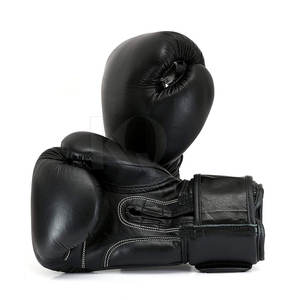 Guantes de Boxeo de Grado Profesional con Acolchado de Alta Densidad y Cierre Seguro en la Muñeca para Entrenamiento, Sparring y Práctica con Saco de Boxeo - Product Image 5