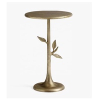 Offre spéciale Table d'appoint moderne Lotus Table basse en métal fabriqué à la main en aluminium doré Meubles de chambre à coucher Prix de gros
