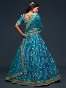 Ensemble de lehenga choli en soie brodée bleu turquoise de luxe avec dupatta, tenue de soirée Bollywood pour femmes - Product Image 5