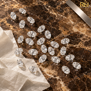Diamant ovale de 17,50 carats cultivé en laboratoire avec un feu radiant |   Pierre précieuse de couleur DEF cultivée en laboratoire avec options de taille personnalisées - Product Image 1