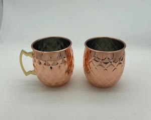 Mug en cuivre classique avec poignée, vaisselle en cuivre pur, parfait pour servir de la bière, de l'eau, pour la maison, le bar et les repas, provenant d'Inde. - Product Image 2