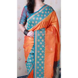 Sari en soie douce orange Banarasi tissé avec des robes de soirée uniques en zari à motif ondulé - Product Image 5
