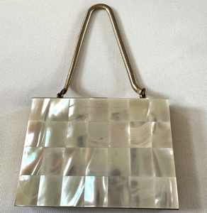 Vintage Fashion Mother Pearl Wristlet <b>Clutch</b> Evening <b>Bag</b> Geometric Pattern <b>White</b> Black Metal Zipper Closure Logo Embellishment - Product Image 5