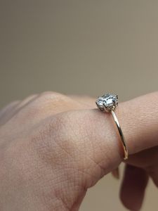 Anillo de Diamante Cultivado en Laboratorio de 1 Quilate y 6 Puntas en Oro de 18K |   Anillo de Compromiso y Boda de Lujo con Certificación IGI |   Joyería nupcial de moda - Product Image 3