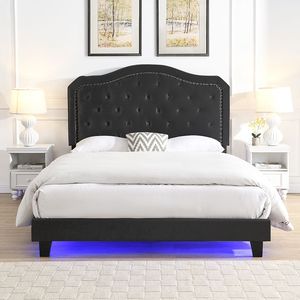 Letto con Piattaforma Illuminata a LED in Velluto Nero, Design Curvo Trapuntato, Facile Montaggio con Robusto Supporto a Doghe in Legno - Product Image 4
