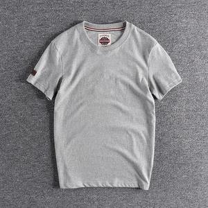 เสื้อยืดคอกลมแขนสั้นลายทางผู้ชาย ทรงปกติ สวมใส่สบาย ผ้าฝ้ายถัก 100% ระบายอากาศได้ดี น้ำหนัก 220 กรัม แบบคัลเลอร์บล็อก - Product Image 6