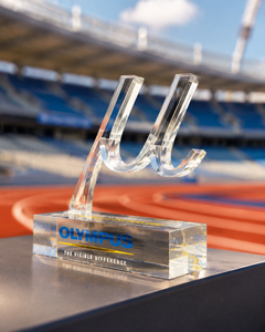 Medallas Acrílicas de Estilo Olímpico con Diseño Nuevo y Logotipo Personalizado, Impresión Offset 4C CMYK para Publicidad Corporativa y Regalos de Cooperación - Product Image 6