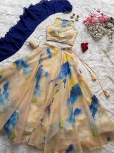 Lehenga Choli Azul Acuarela para Mujer con Dupatta Azul Rey con Volantes para Boda India - Product Image 2
