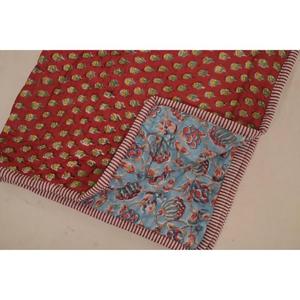 Couverture pour bébé en coton fleuri faite à la main, couette réversible pour tout-petit, literie bohème pour chambre d'enfant, décoration de chambre d'enfant - Product Image 5