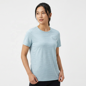 T-shirt pour homme bleu clair à manches courtes, col rond, tricoté, séchage rapide, anti-plis, coupe classique, style décontracté, uni - Product Image 4