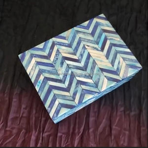 Cajas de Joyería Modernas con Diseño en Zig Zag, Hechas a Mano, Ecológicas y Únicas, Artesanías de Resina 3D con Incrustaciones de Hueso para Decoración del Hogar - Product Image 1