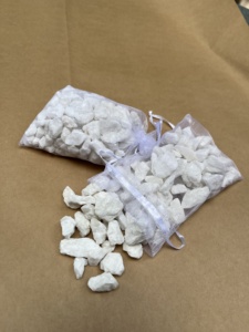 Galets de pierre naturelle blanche du Vietnam, écologiques, non toxiques, décoratifs pour aménagement paysager de parcs et aquariums extérieurs - Product Image 4