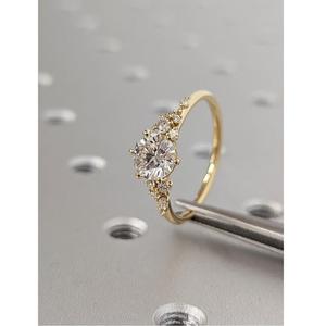 Bague de fiançailles ronde en moissanite plaquée or, argent 925, sertie à griffes, bijoux de promesse nuptiale - Product Image 5