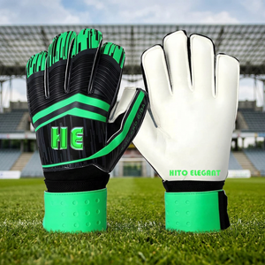 Gants de gardien de but de football professionnels en latex allemand de qualité supérieure, vert et noir, avec sangle en latex et paume plate. - Product Image 2