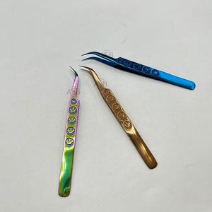 Pinzas Profesionales para Extensión de Pestañas de Acero Inoxidable de Alta Calidad Hechas en Pakistán, Punta Puntiaguda, Probadas a Mano, Óptimas - Product Image 5