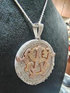 Colgante de Diamantes en Oro y Plata Hecho a Mano, Joyería de Lujo para Novias, Disponible en Grandes Cantidades - Product Image 3