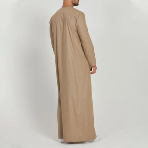 Thobe Élégant Décontracté pour Homme – Qamis Arabe Sur Mesure de Qualité Supérieure – Robe Islamique Traditionnelle à Manches Longues en Coton avec Capuche pour Musulman - Product Image 2