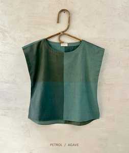 Chemise en tricot polaire à col rond bleu clair pour femmes, manches courtes, couleur unie, fermeture éclair sur le devant, coupe ample, décontractée, pour le printemps et l'été - Product Image 1