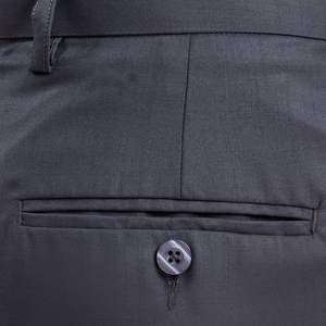 กางเกงสูทผ้าฝ้ายแท้ 100% สีพื้น ตัดเย็บตามสั่ง พร้อมปักโลโก้ กางเกงลำลองทรงเข้ารูปสำหรับผู้ชาย กางเกงชิโน่ผู้ชาย รับผลิตแบบ OEM ODM - Product Image 3