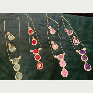 ชุดเครื่องประดับ12162369LPI อย่างดีสร้อยคอหินคริสตัลชุบทอง - Product Image 1