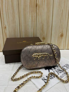 Sabyasaachi Soirée Embrayage Étincelant Or Bonbons Mode Exsude Intemporel Glamour Artisan Détaillant Tissu Tissé À La Main Surmonté - Product Image 4