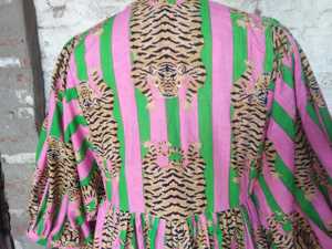 Robe en coton longueur genou, col rond, manches mi-bouffantes, coupe ample, motif animalier imprimé à la main, broderie, tenue quotidienne pour femme - Product Image 4