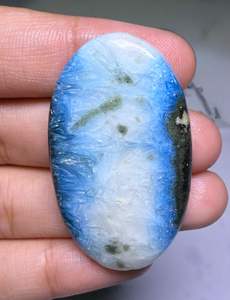 Vente en gros de pierres précieuses naturelles de qualité supérieure, cristal blanc bleu glacier, cabochons de formes variées, pour la fabrication de bijoux - Product Image 4