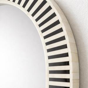 Espejo de Pared con Incrustaciones de Hueso de Diseño Marroquí, Pieza de Arte Hecha a Mano - Product Image 2