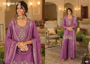 Conjunto de Traje y Pantalón Plazzo de Manga 3/4 de Calidad Premium con Bordados y Detalles de Piel, Colección de Compras en Línea, Moda Femenina India - Product Image 3