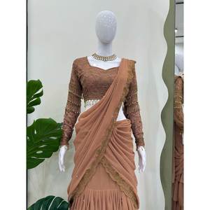 ส่าหรี lehenga ที่สวยงามพร้อมสวมใส่สำหรับปาร์ตี้เครื่องประดับชาติพันธุ์ที่สง่างาม - Product Image 1