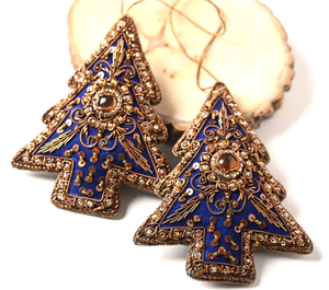 Adorno Navideño de Pared de Alta Calidad con Bordado Zardozi Personalizado, Hecho a Mano y Personalizable - Product Image 1