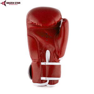 Gants de boxe en cuir PU rouge à lacets avec sangle de poignet réglable pour adultes – Équipement d'entraînement respirant - Product Image 4