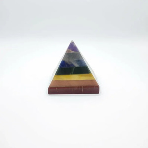 Venta al por Mayor de Ágata Piramidal Muntaha de 30-35 mm, Piedra Natural Hecha a Mano, Cristales de Reiki a Granel, 7 Chakras, Calidad Premium, Khambhat, India - Product Image 2