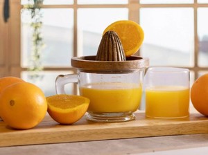 Presse-agrumes manuel en bois naturel avec bol, extracteur de jus de fruits de table, outil de presse-fruits, vente en gros - Product Image 3