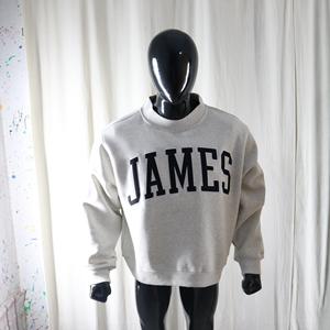 เสื้อสเวตเชิ้ตทรงบ็อกซี่ แบรนด์ JAMES รุ่น Mock Neck 450 GSM ปักชื่อแบบ Applique ผ้าฝ้ายฟลีซเฟรนช์เทอร์รี่ 100% - Product Image 4