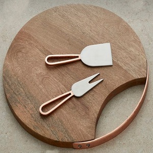 Espátula para Queso con Mango de Cobre, Diseño Moderno y Duradero, Cuchillo para Mantequilla, Juego de Tenedores para Queso, Utensilios Metálicos para Servir Queso en Tabla - Product Image 1