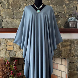 ชุดเดรสคาฟทันผ้าเรยอนย้อมสีเทาอมฟ้า ไซส์พลัส คอวี ทรงแม็กซี่ สวมใส่สบาย สไตล์โบโฮ สำหรับผู้หญิง - Product Image 1