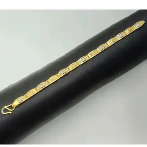 Bracelet pour homme en or jaune 22 carats, bijoux traditionnels et modernes pour tous les jours et les occasions spéciales, avec un design de maillons élégant, finition haut de gamme - Product Image 1