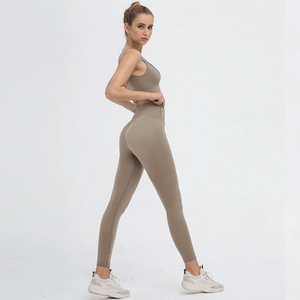 Nouvel arrivage : Ensemble de yoga réversible grande taille pour femme – Soutien-gorge de sport et leggings sans couture deux pièces pour fitness et entraînement - Product Image 2