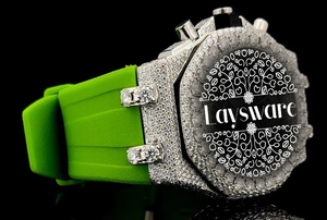 Reloj de Diamantes Moissanite de Alta Gama para Hombre, Diseño Elegante con Correa de Silicona Verde, de Proveedor Indio - Product Image 3