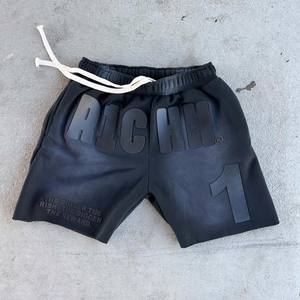 Shorts graphiques roses |   Shorts de survêtement en molleton oversize style streetwear |   Plus le risque est important, plus le récompensé est important - Citées sur les shorts OEM Label - Product Image 4
