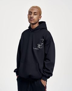 Streetwear Men's Kirin Embroidered Graphic Hoodies and Jogger Pants <b>Set</b> - Product Image 4