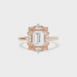 Anillo de compromiso de oro de 14k con diamante cultivado en laboratorio de corte esmeralda de 2.20ctw, estilo Art Deco, con mosaico de racimo redondo, venta al por mayor, directo de fábrica. - Product Image 5