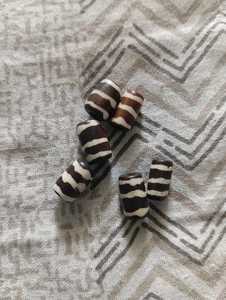 ลูกปัดกระดูกย้อมสีแกะสลักด้วยมือคุณภาพพรีเมียม |   ชิ้นส่วนเครื่องประดับทำมือ - Product Image 2