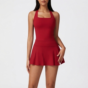 Robe de tennis ajustée rouge pour femme, sans manches, col halter, jupe, tenue de sport d'été, polyester respirant - Product Image 2