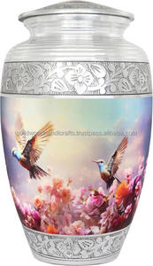 Urnas Funerarias Decorativas de Latón de Alta Calidad, Urnas Hechas a Mano para Hombres y Mujeres - Product Image 3